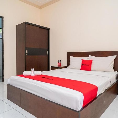 Reddoorz @ Wisma Pangrango Palangkaraya Buitenkant foto