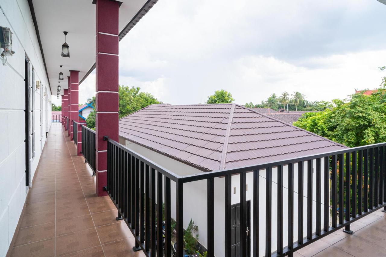 Reddoorz @ Wisma Pangrango Palangkaraya Buitenkant foto